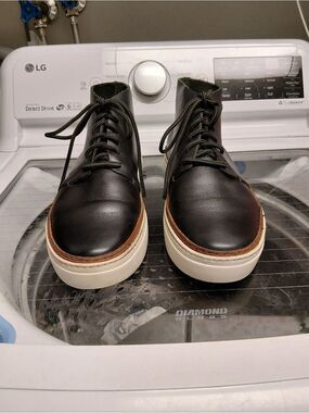COS  Black Leather Lace-Up Chukka Boots with White Sole